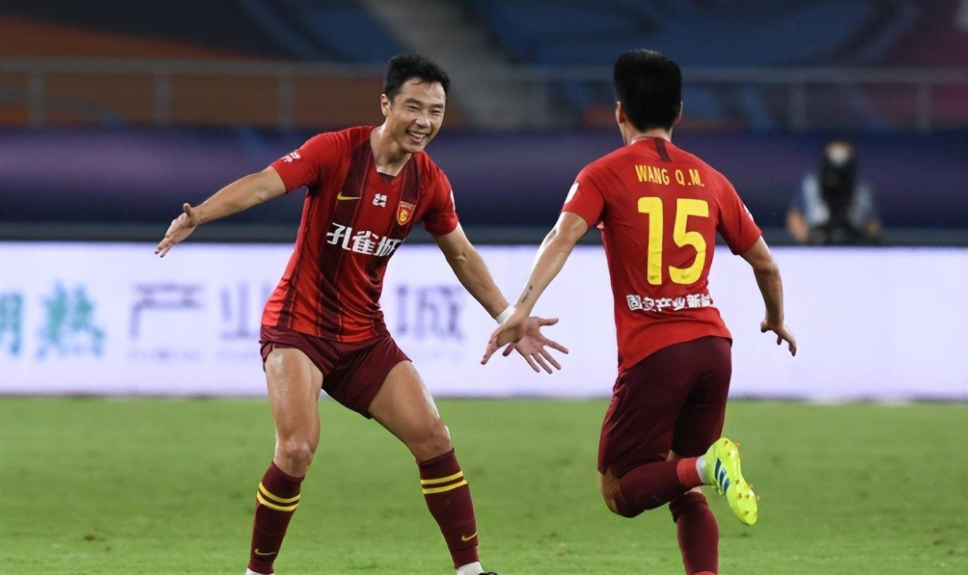 九游游戏中心Scout在TES比赛中出色防守，出色防守引发热议！引发球迷热议(scout在skt的比赛)