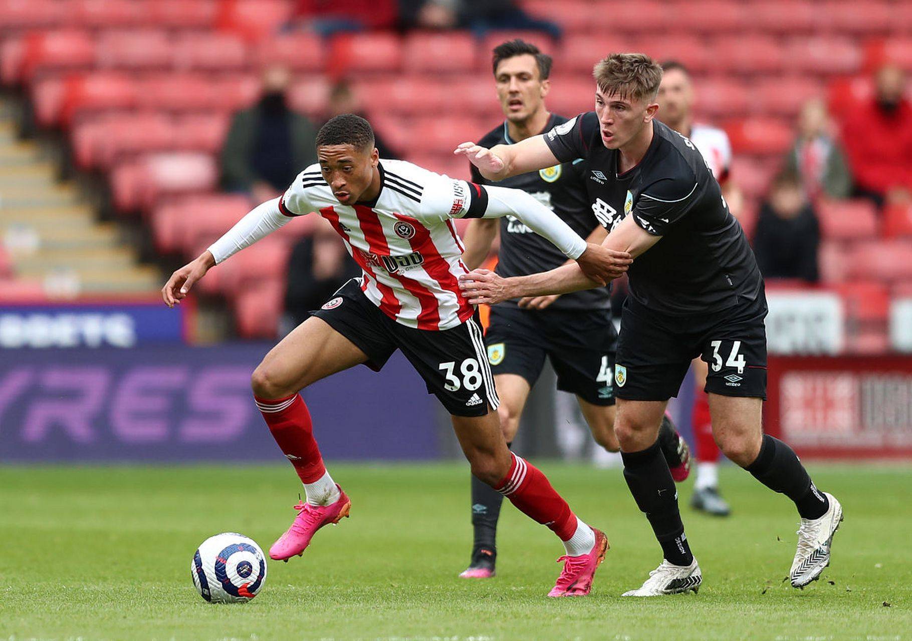 九游游戏中心今夜体能课后，皇家社会遗憾出局备战西甲，气氛紧张，球队文化再被提及的简单介绍